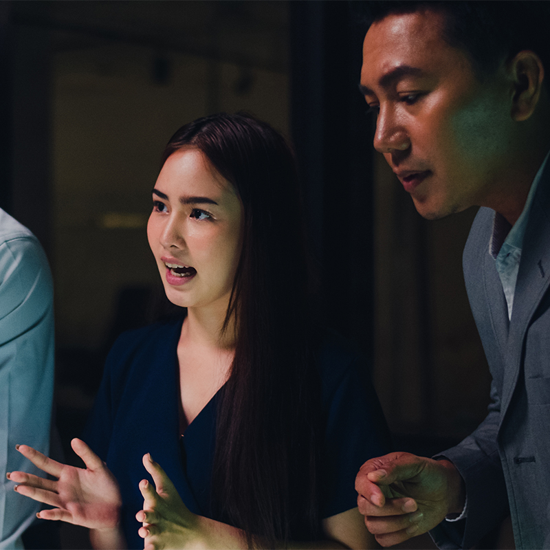 services-banner-right-image